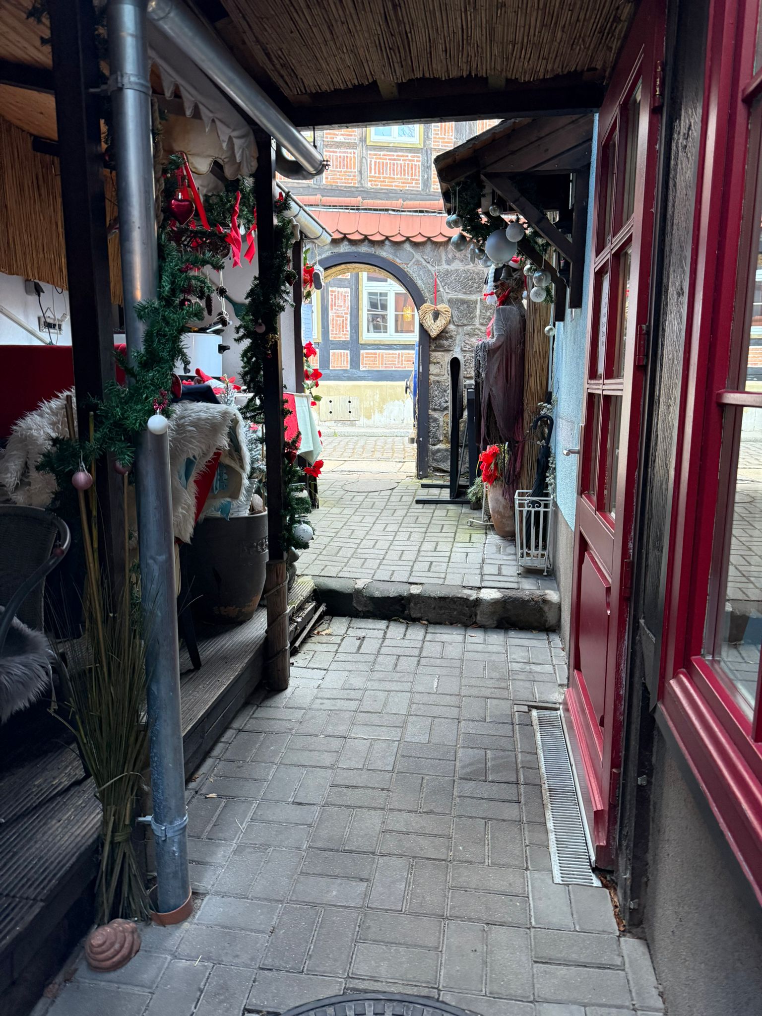 Eingangsbereich mit Stufe